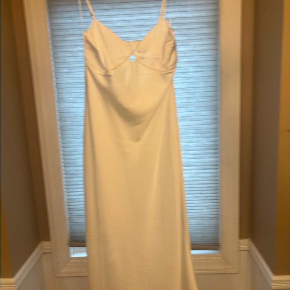 Elegant White Spaghetti Strap slip Dress